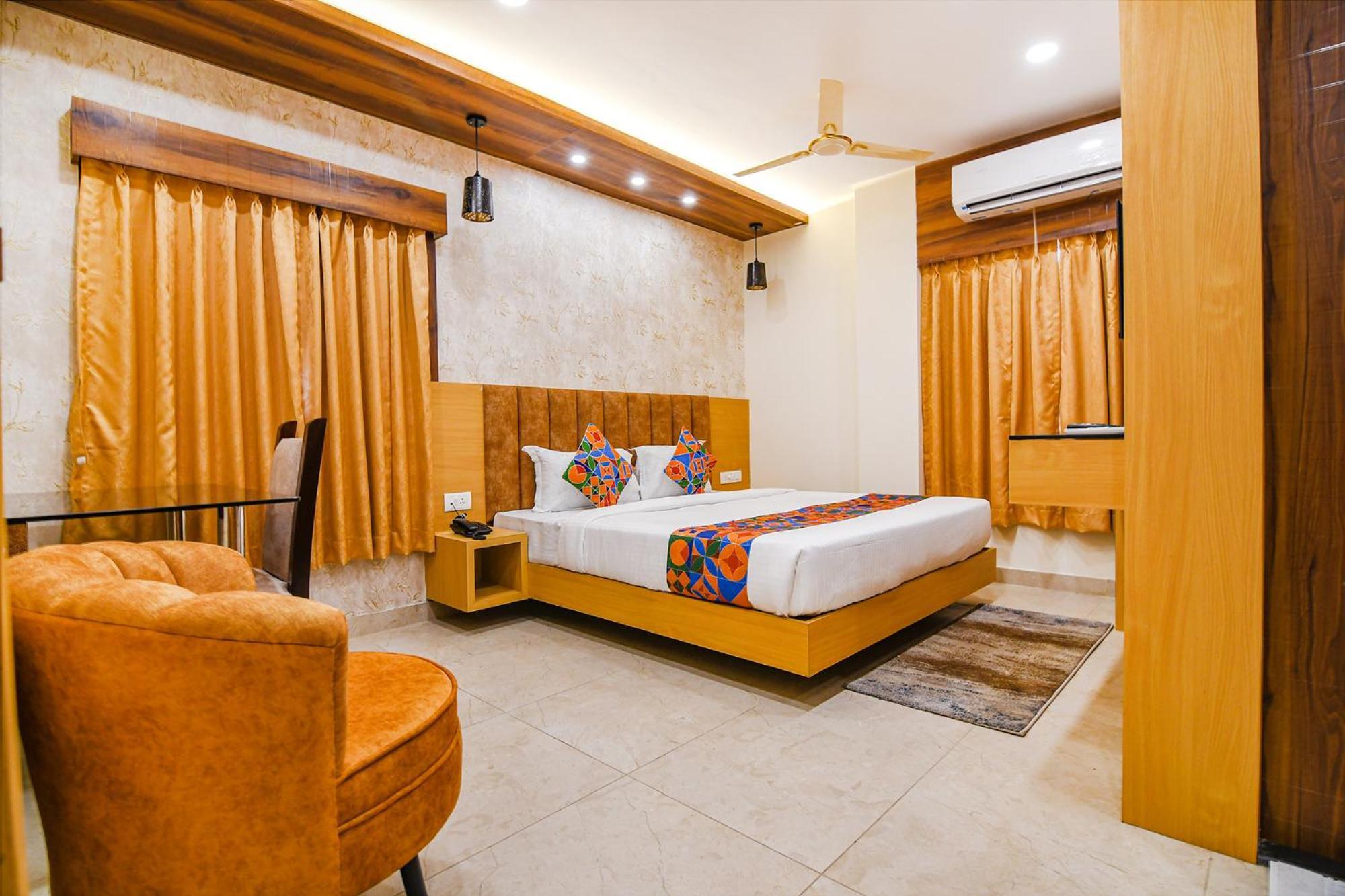Fabhotel Sonali Golden Palace - Nr Bhubaneswar Railway Station Exterior photo